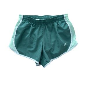 Nike Dri-FIT Girls Green Athletic Shorts Size Small